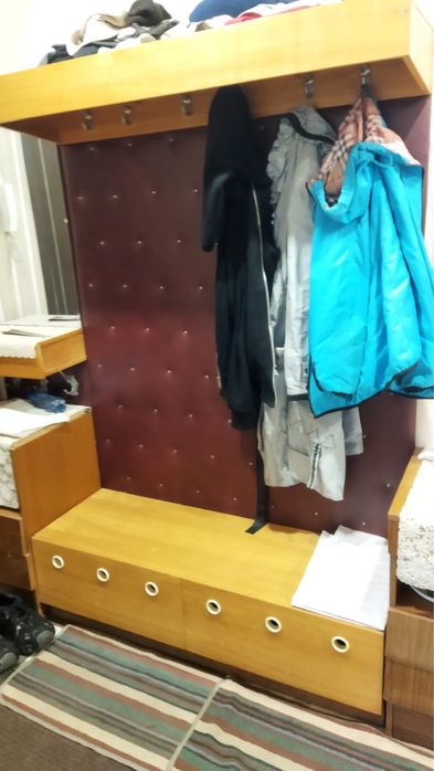 Вешалка в прихожую