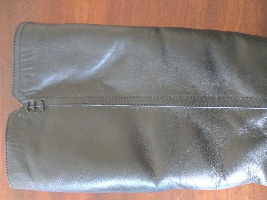 Кожаные женские сапоги.Очень качественные.Бренд.