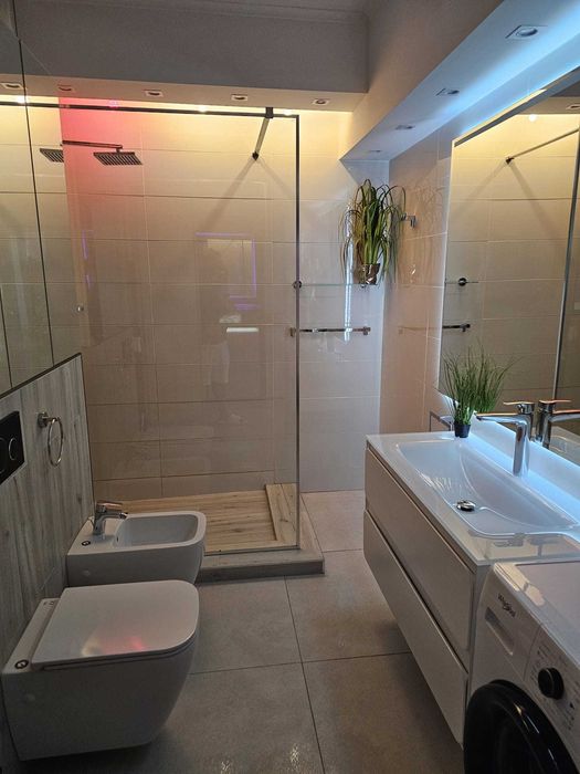 Apartament de inchiriat-complet utilat