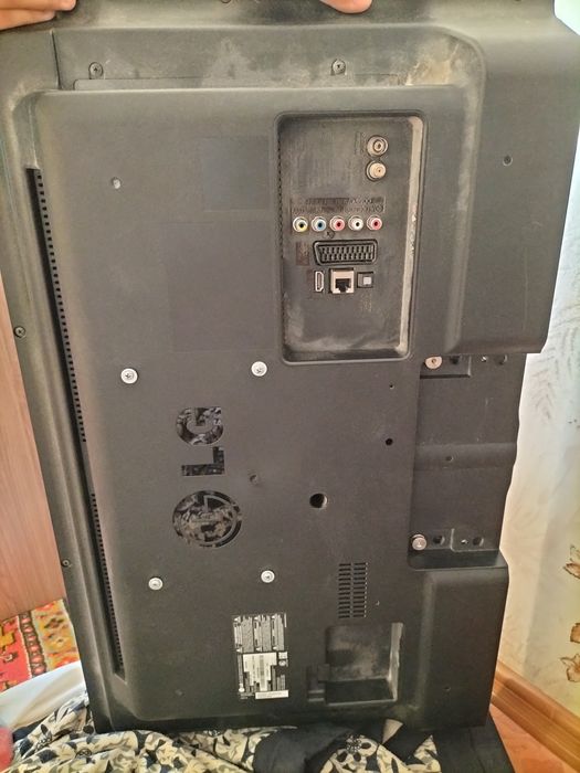 Продам телевизор