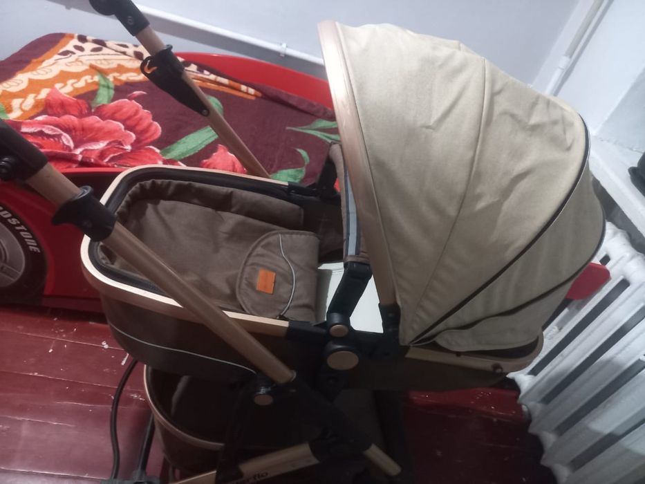 Продам Коляску демисезонную