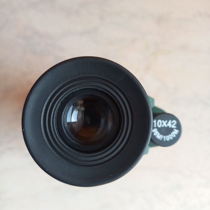 Продам монокуляр новый.