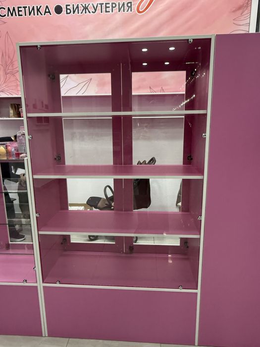 Витрины под косметику
