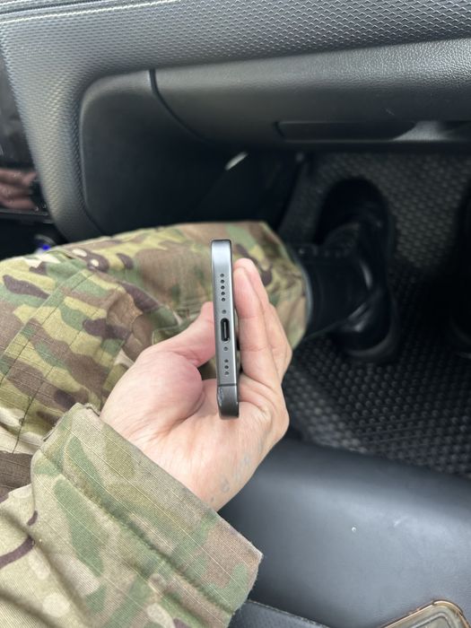 Айфон 17 на гаранти