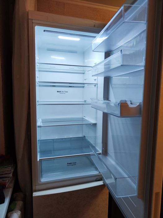 Холодильник в хорошем состоянии