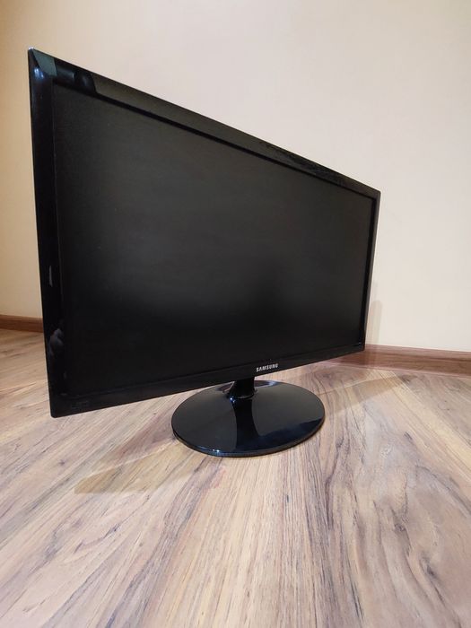 Монитор 22" Sumsung S22C150N