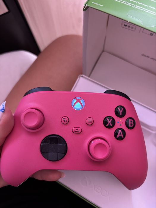 Контролер Xbox Series X - Deep Pink