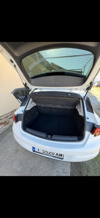 Opel Astra 1. 6 CDTI   2017 г.   110 к. с.   144 000 км Гр. Търговище