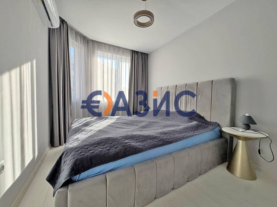 Продава се Тристаен апартамент в к.к. Слънчев бряг - 89 кв.м за 957 €/кв.м - Снимка #12