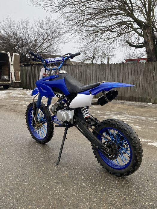 De vanzare cross 125