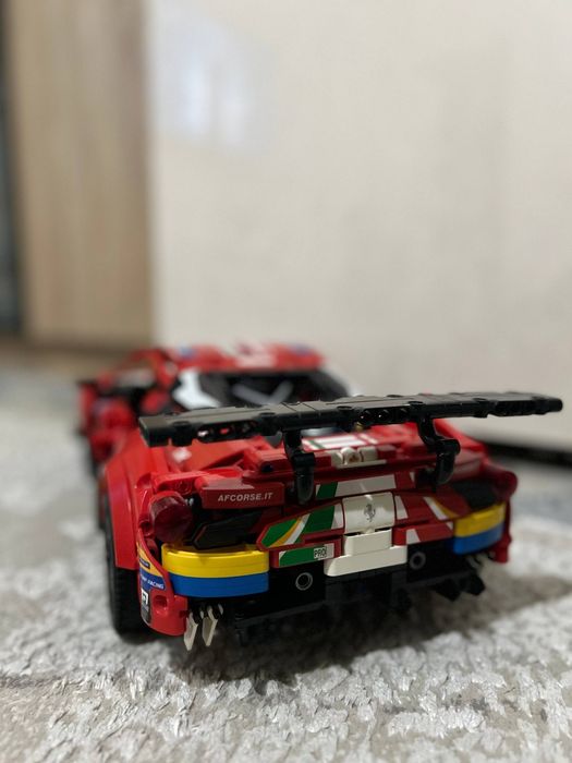 Продам Lego Ferrari 488 gte только в наличии