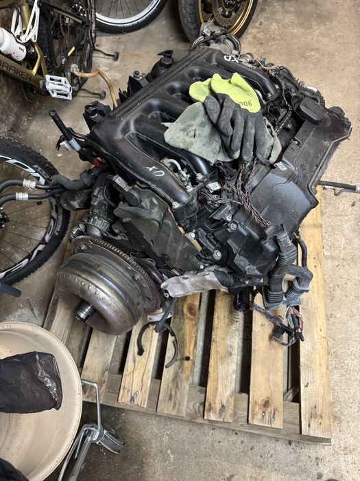 BMW E60 525dA 197 hp Двигател