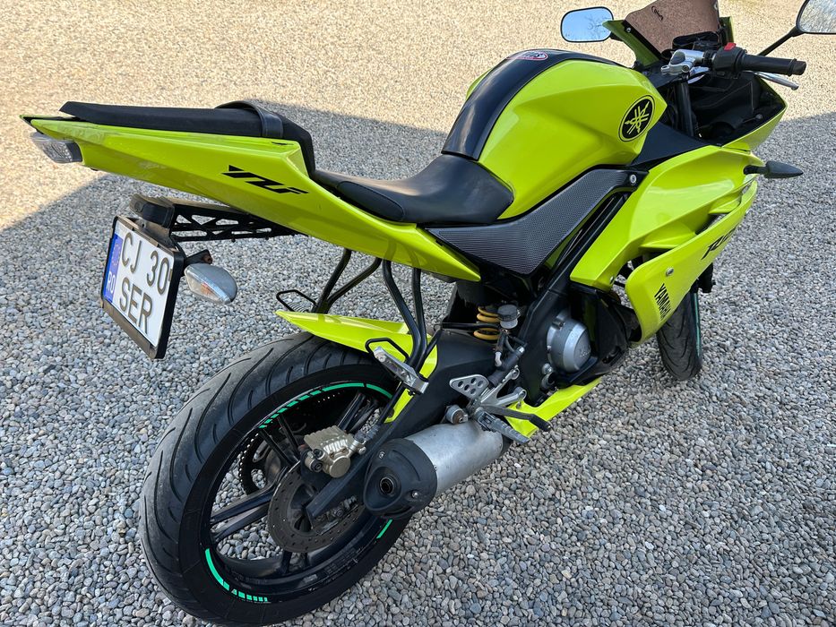 Vând sau schimb Yamaha YZF 125