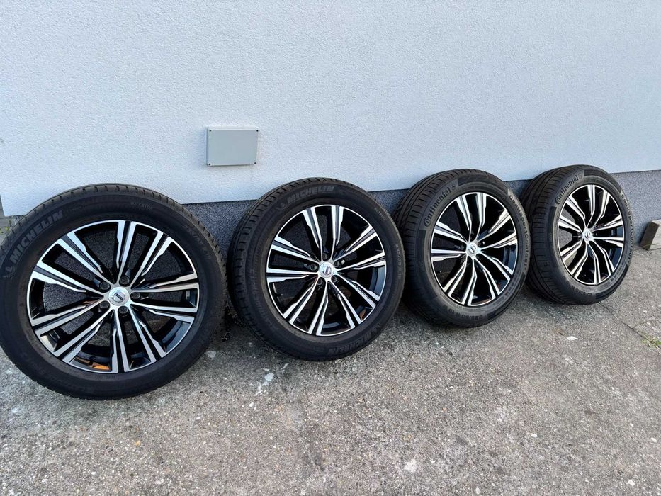 Set jante 19" originale Volvo, cu anvelope vara 235/55 R19