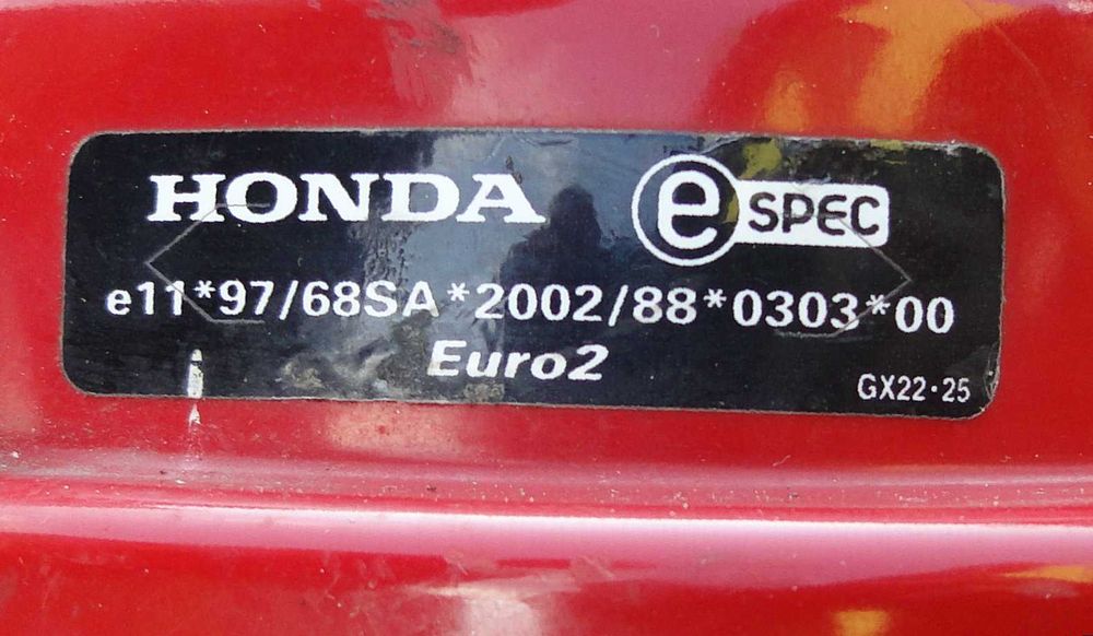 Masina de tuns gard viu cu motor pe benzina Honda
