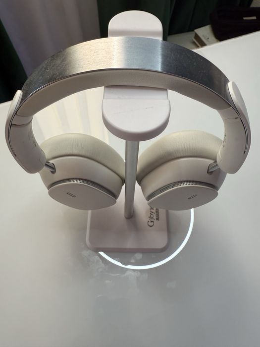 Casti Baseus. Produs premium