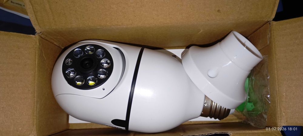 Безжична камера за фасунга