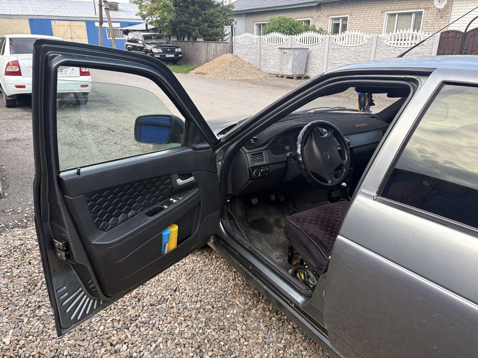 Продам Lada Priora 2011года