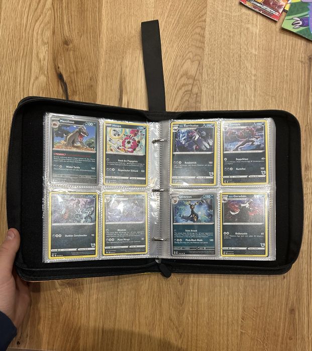 400 carti pokemon+album picakiu