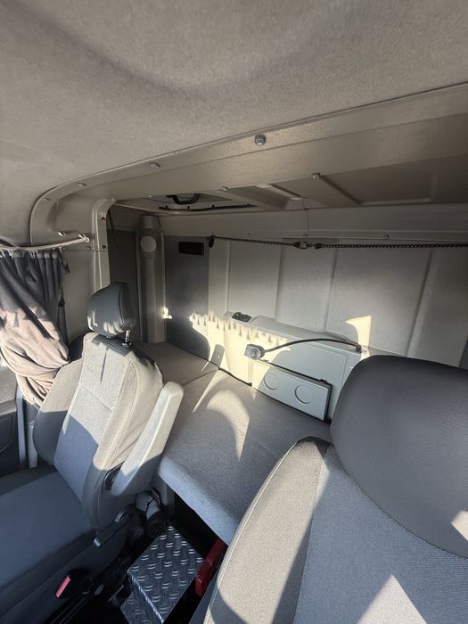 2x RENAULT MASTER 2019 LIFT 10 europaleti