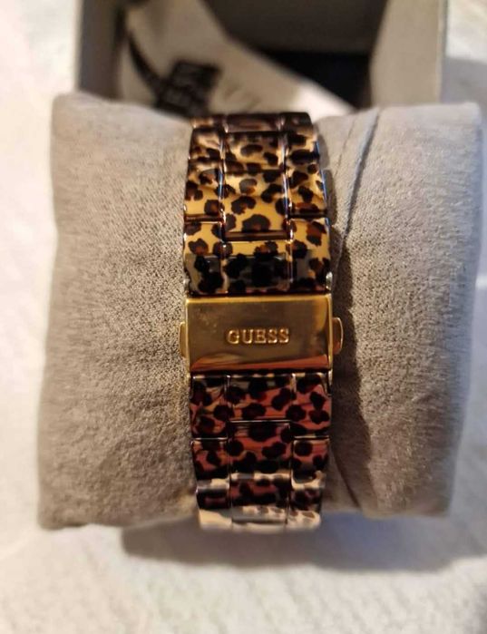 Нов оригинален часовник