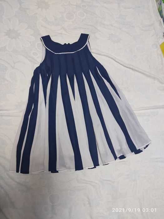 Продам платье для девочек