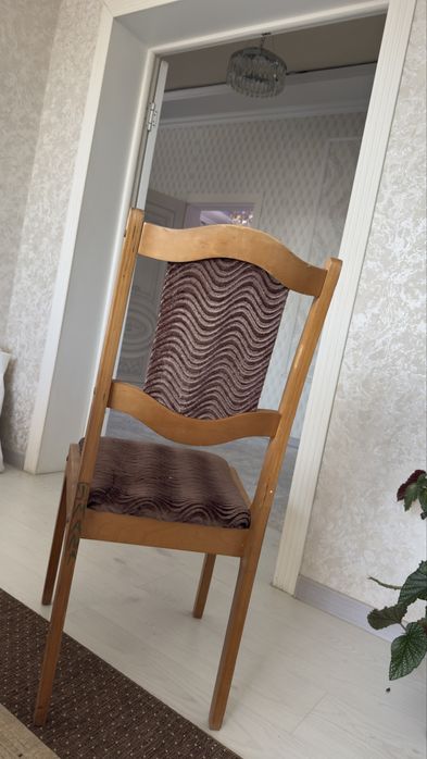 Стулья, в хорошем состоянии,