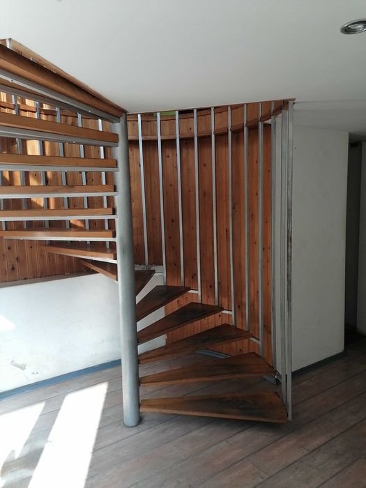 Давам под наем магазин