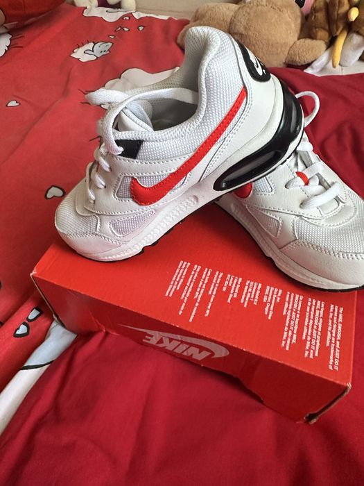 детски маратонки nike