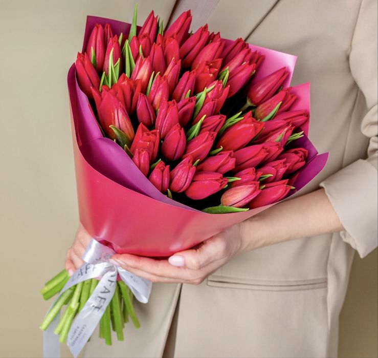 Тюльпаны в розницу доставка цветы