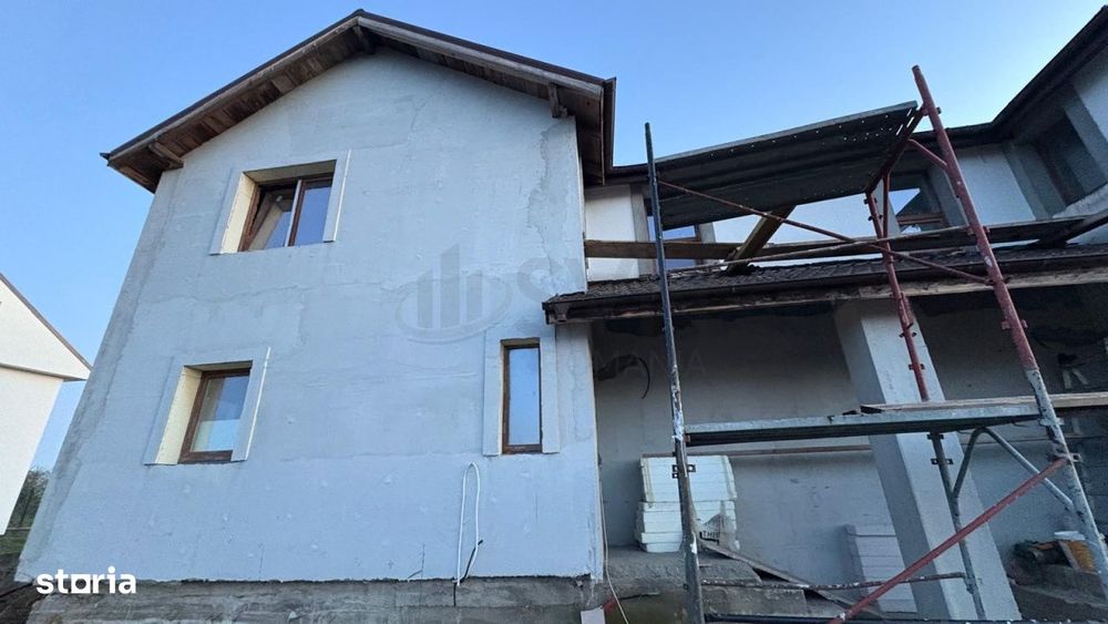 Casa duplex I 2 locuri de parcare I De vanzare
