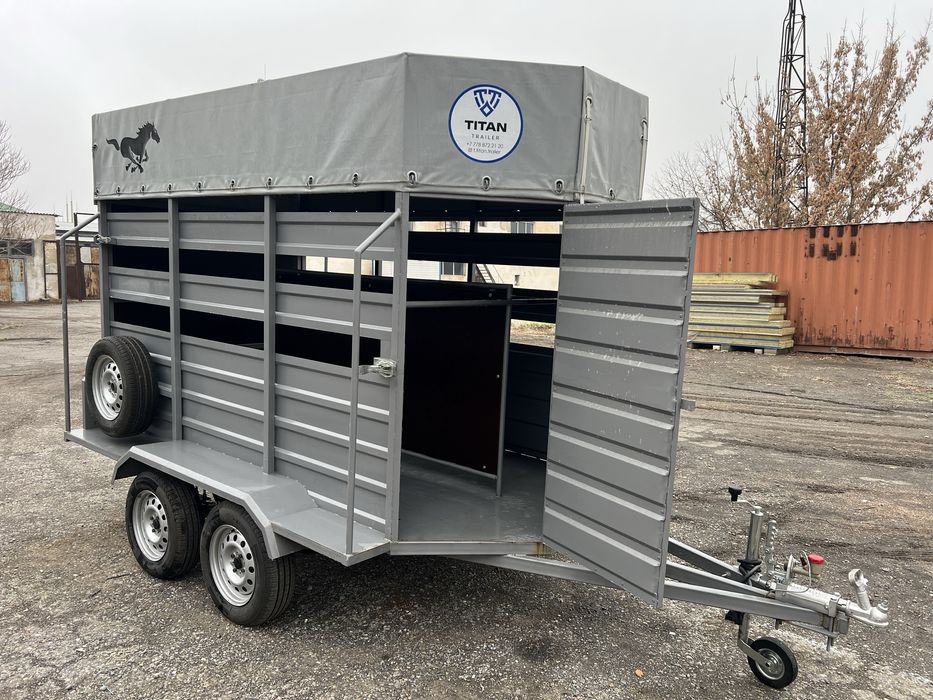 Коневозка прицеп Titan Trailer