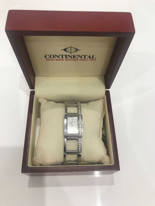 Дамски швейцарски часовник CONTINENTAL