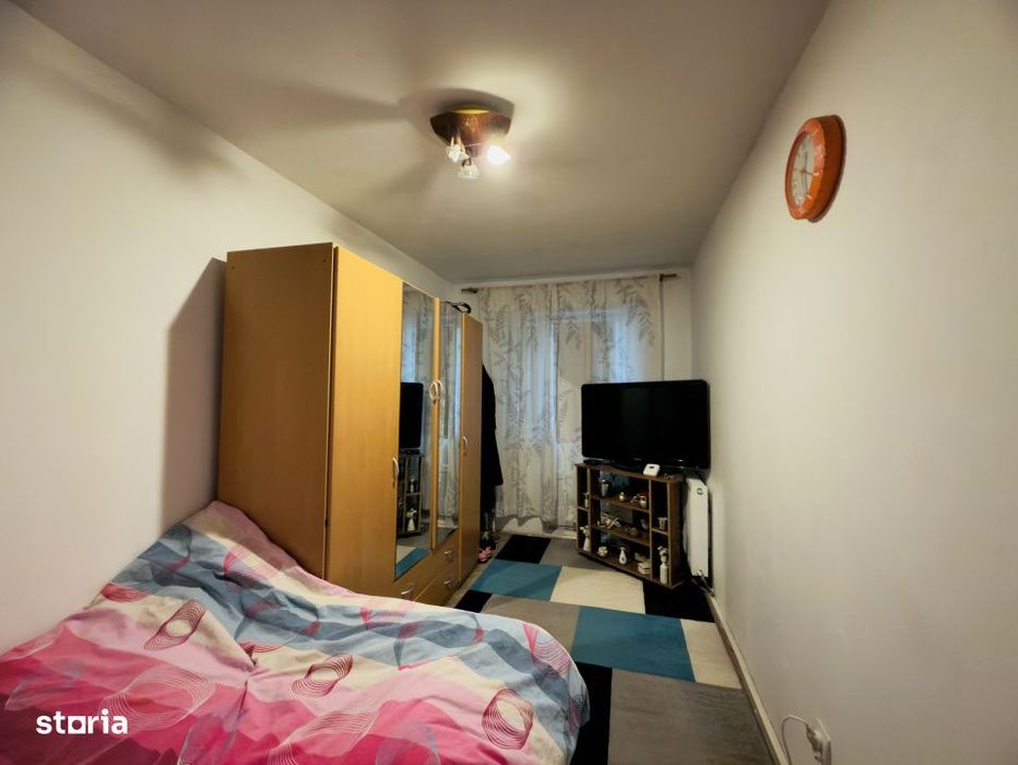 Apartament 3 camere, semidecomandat, 53mp utili, zona Girocului
