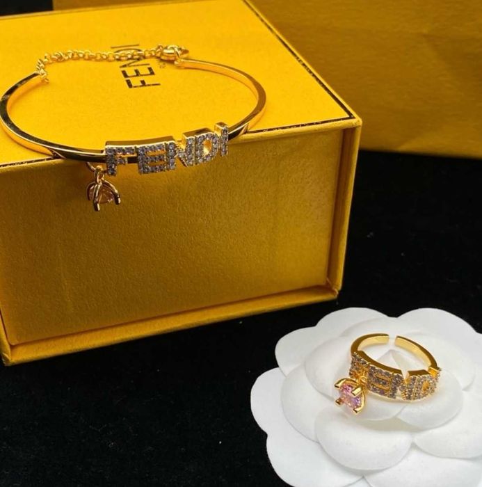 Висок клас Бижута