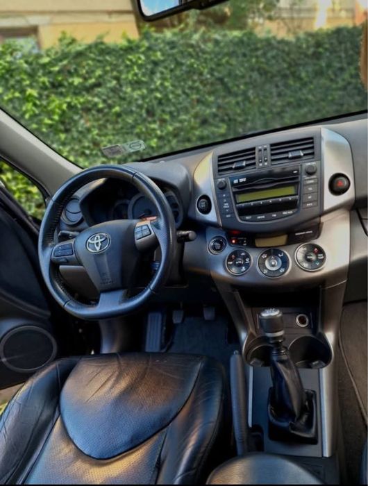 Vanzare Toyota RAV4 - 4x4 2010