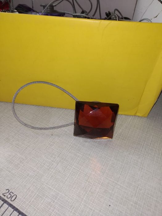 Магниты для штор.