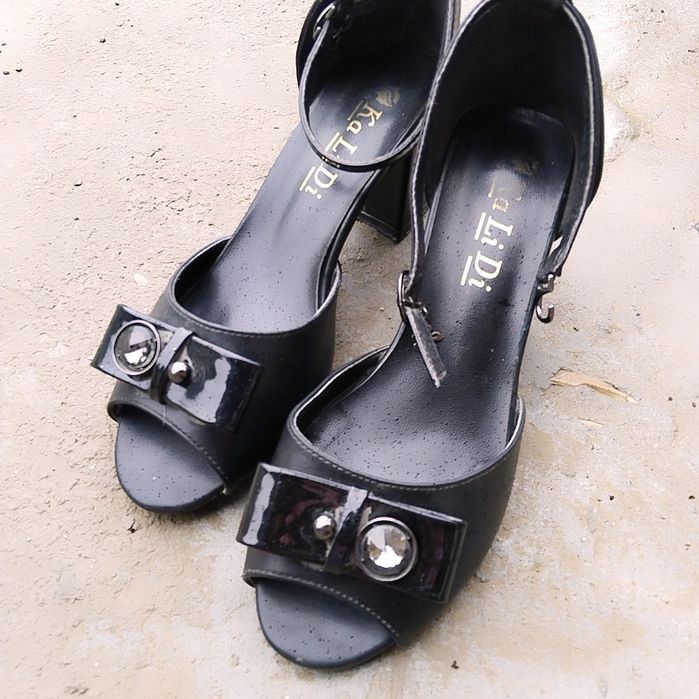 Basanoshka qora rang