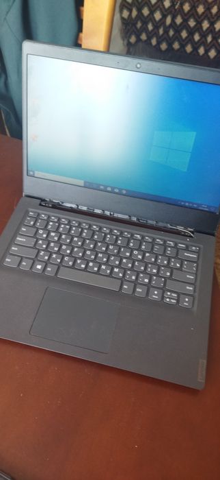 Продам ноутбук Lenovo