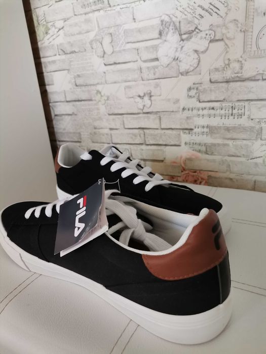 Нови мъжки гуменки на FILA 43 номер
