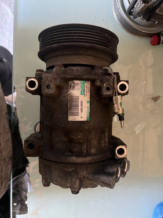 Compresor Ac Dacia Logan Sandero Clio 1.2 16 v 2009 - 2012