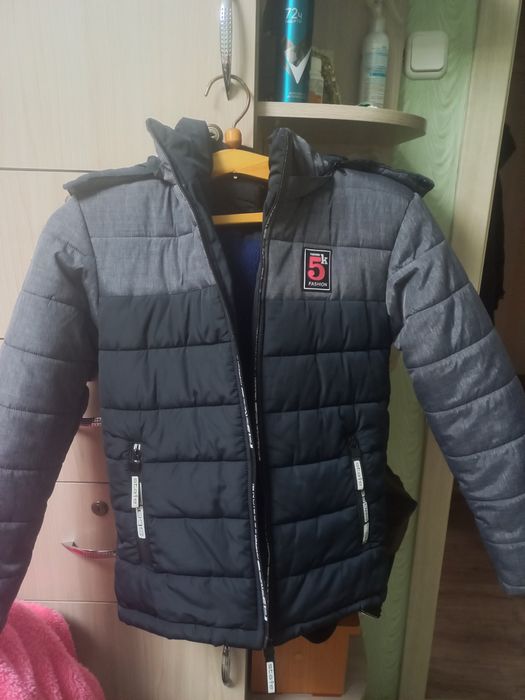 За шоколадку. Детскую куртку