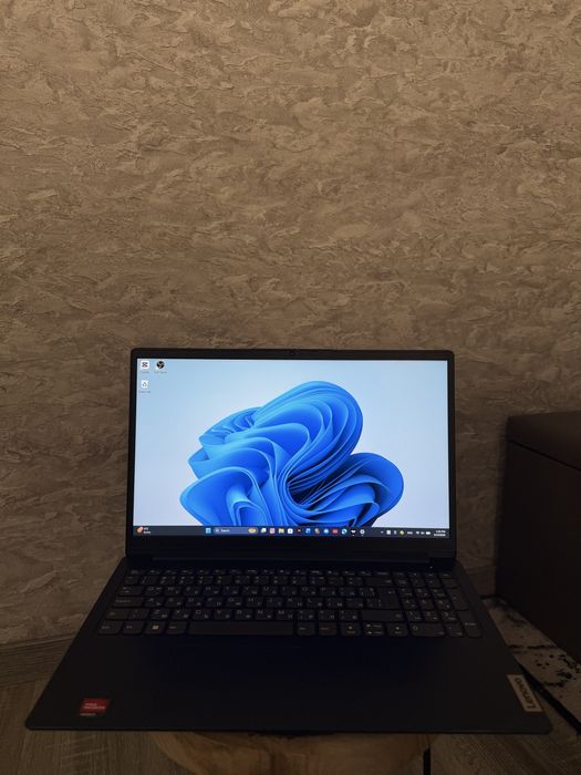 Lenovo IdeaPad 1 – Ryzen 7 (8 ядра) | 16GB RAM | 1TB SSD | КАТО НОВ