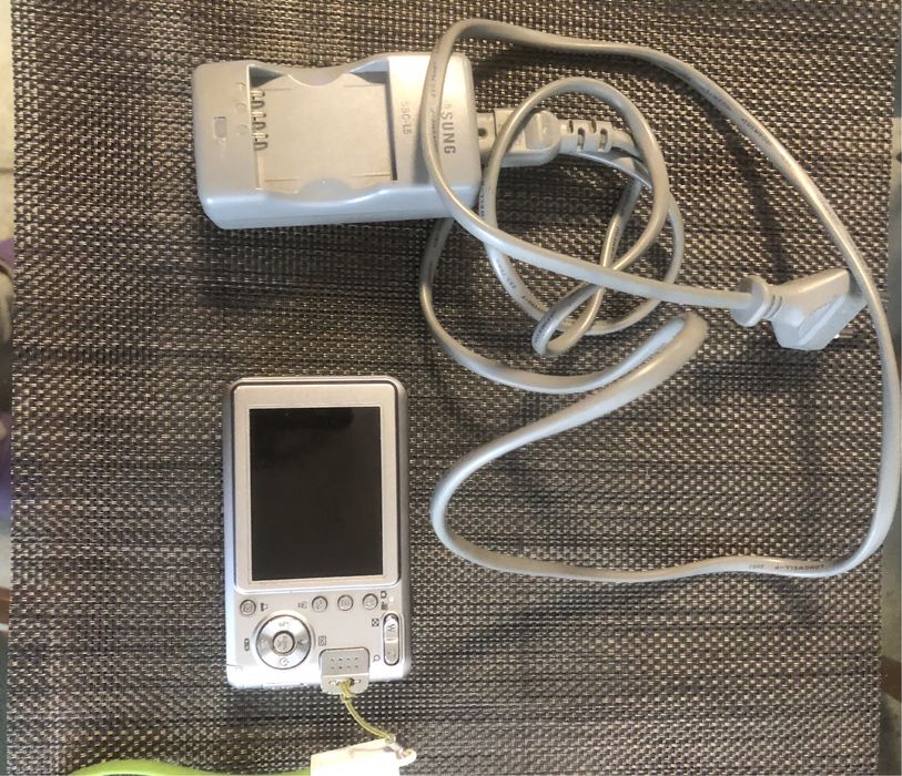 Фотоапарат Самсунг