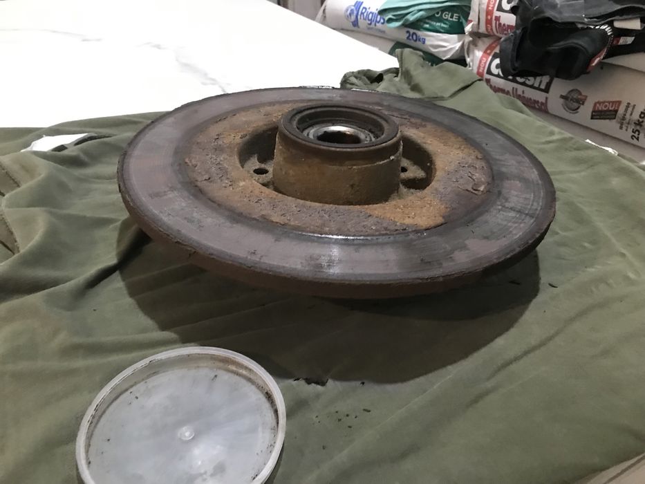 Disc+rulmenți Renault Laguna 3 spate