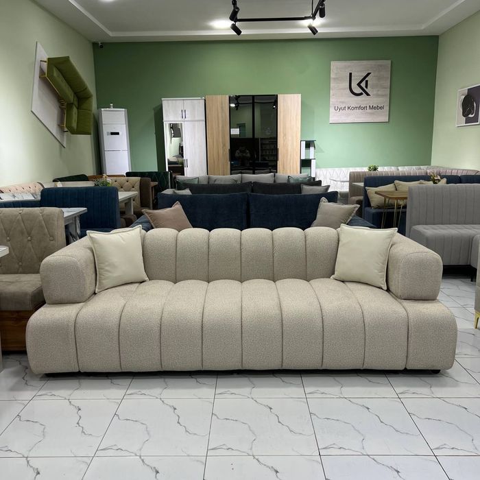 Диван, Мягкая мебель.