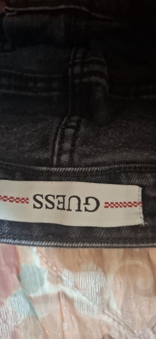 Pantaloni (skini) GUESS originali