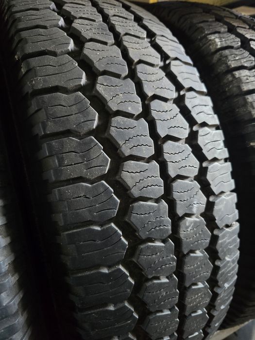 225 70 15c maxxis m+s