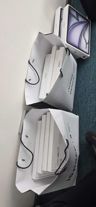 Apple ipad air 13