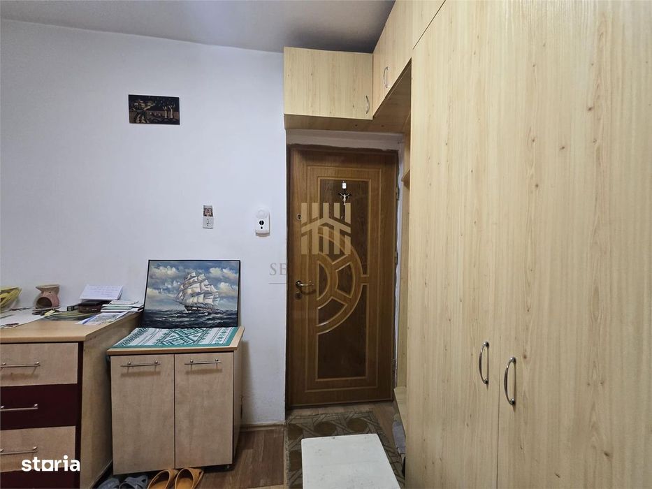 Vanzare 2 camere , Zona Bobalna